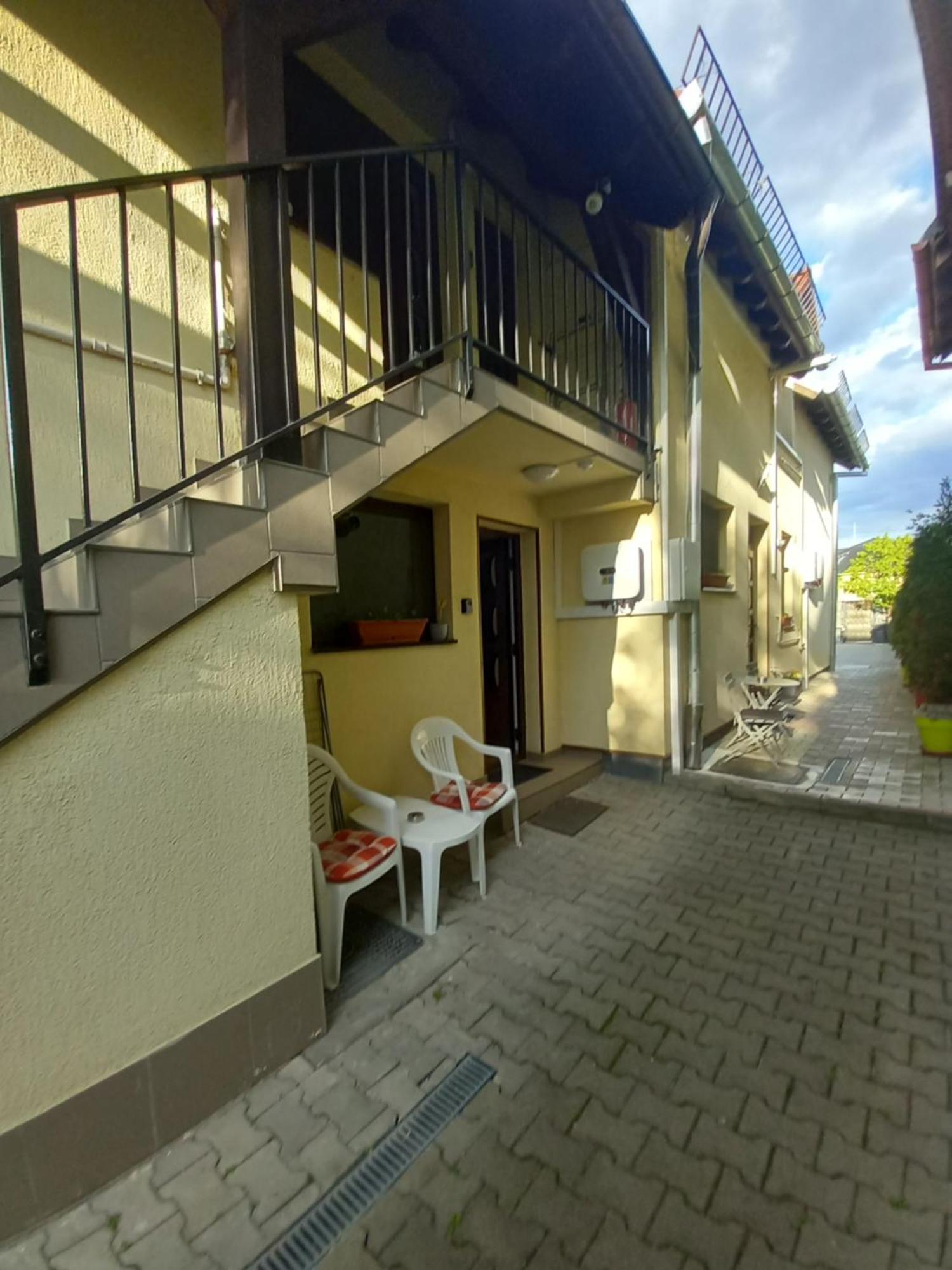 Charter Apartments Costea Сибиу Екстериор снимка