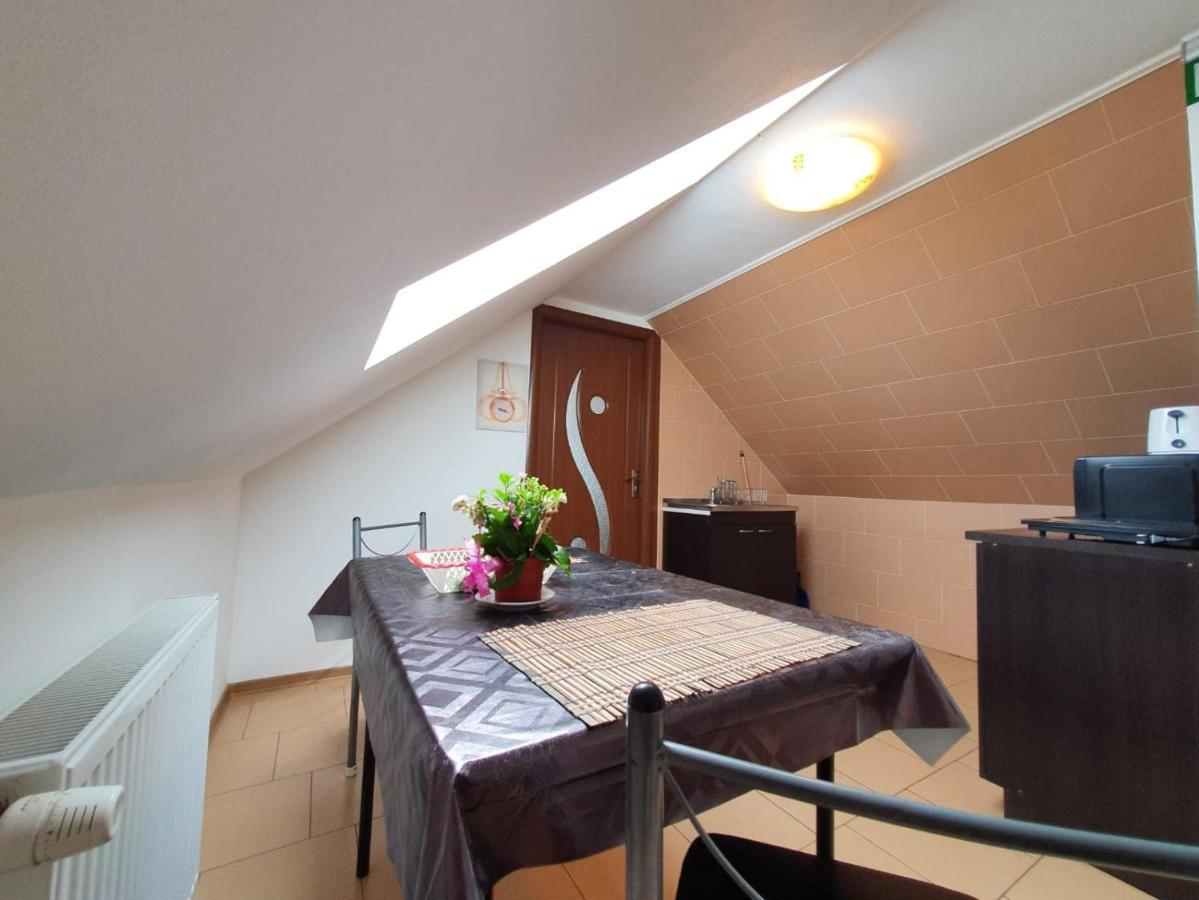 Charter Apartments Costea Сибиу Екстериор снимка